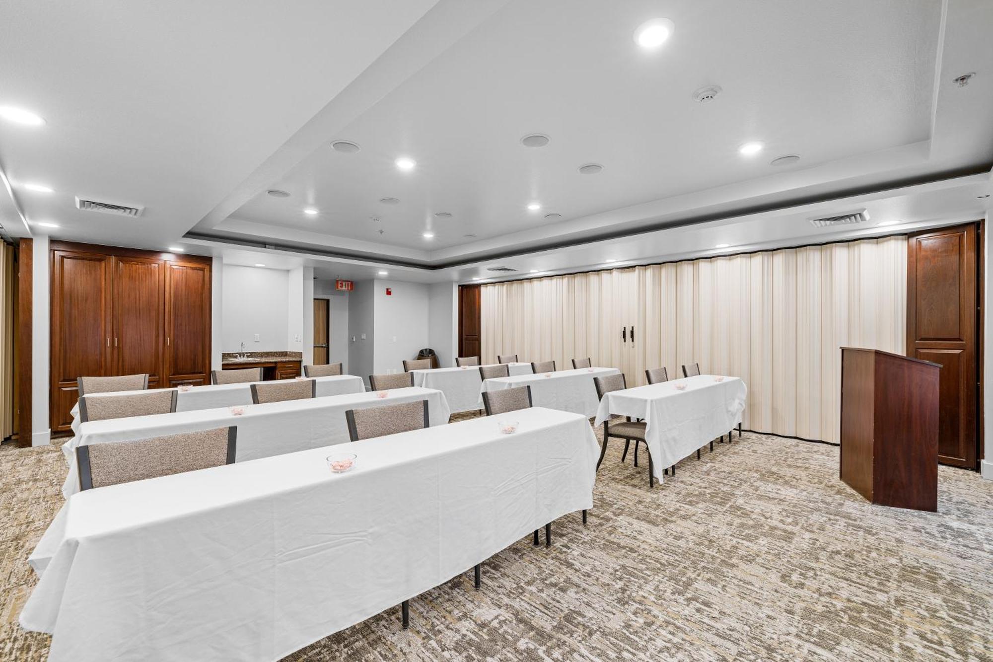The Evergreen Hotel Мак-Колл Экстерьер фото